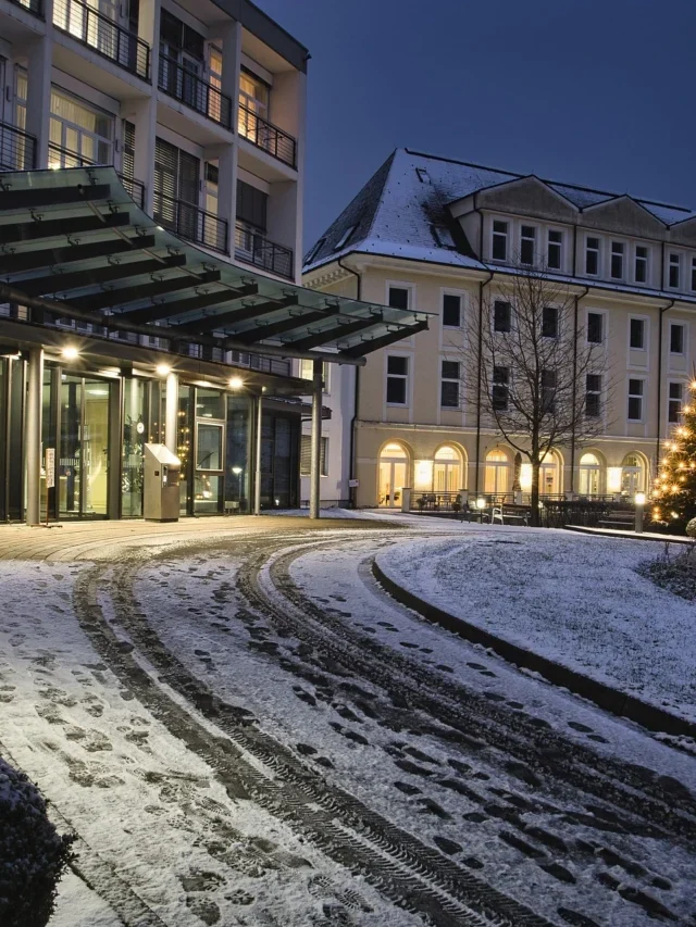 Top 10 Honeymoon Hotels in Nainital