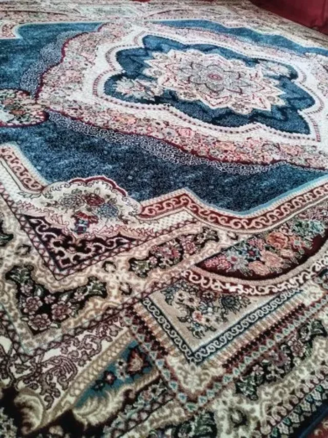 कश्मीर में प्रसिद्ध चीजें खरीदने के लिए