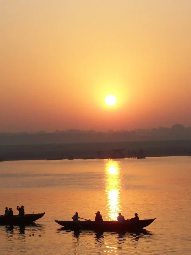 वाराणसी में घूमने के लिए सबसे अच्छी जगहें