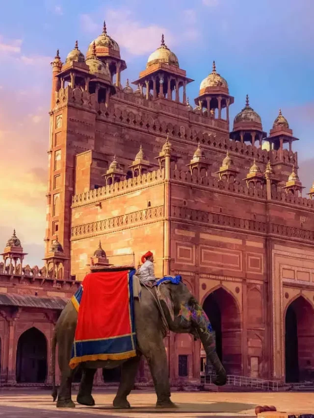 100 किलोमीटर के भीतर मथुरा के पास पर्यटन स्थल