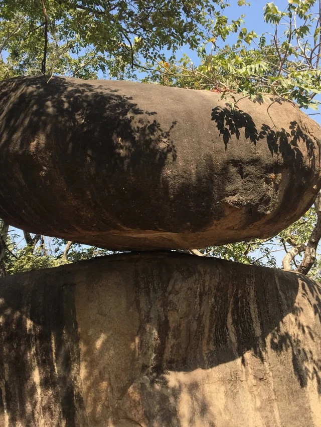 मावलिननॉन्ग के दर्शनीय स्थल