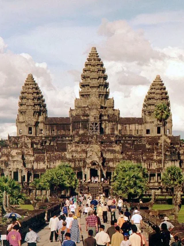 भारत से यात्रा करने के लिए शीर्ष 10 सबसे सस्ते देश